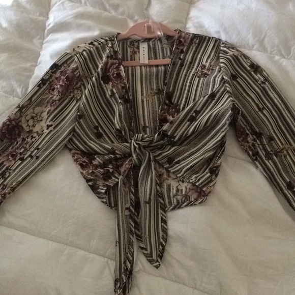 Top - Picture 1 of 3